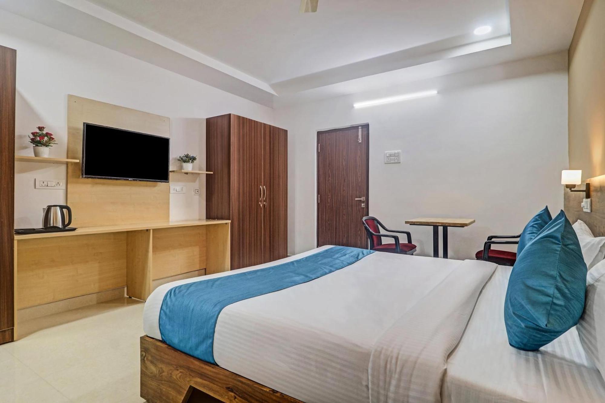 Ramida At Delhi Airport Hotel 3*